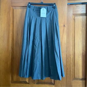 Simple Retro Gray Pleated Skirt